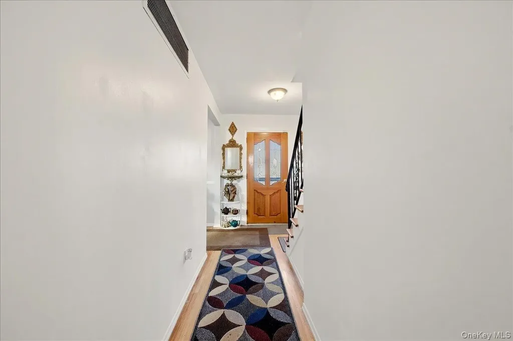 65 Skymeadow Place Elmsford NY 10523
