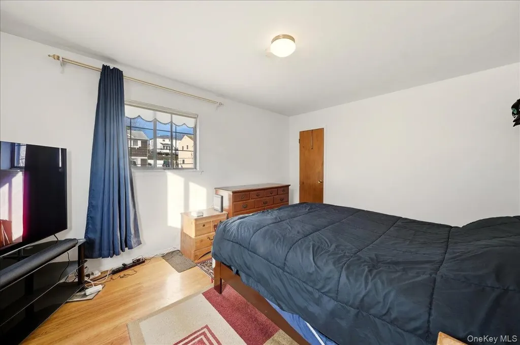 65 Skymeadow Place Elmsford NY 10523