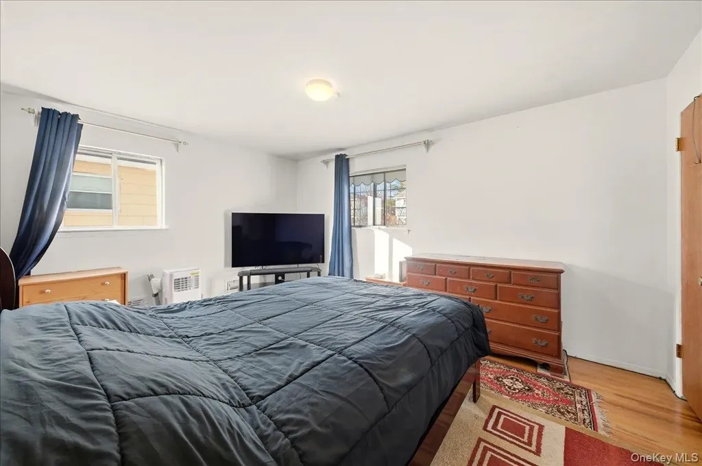 65 Skymeadow Place Elmsford NY 10523