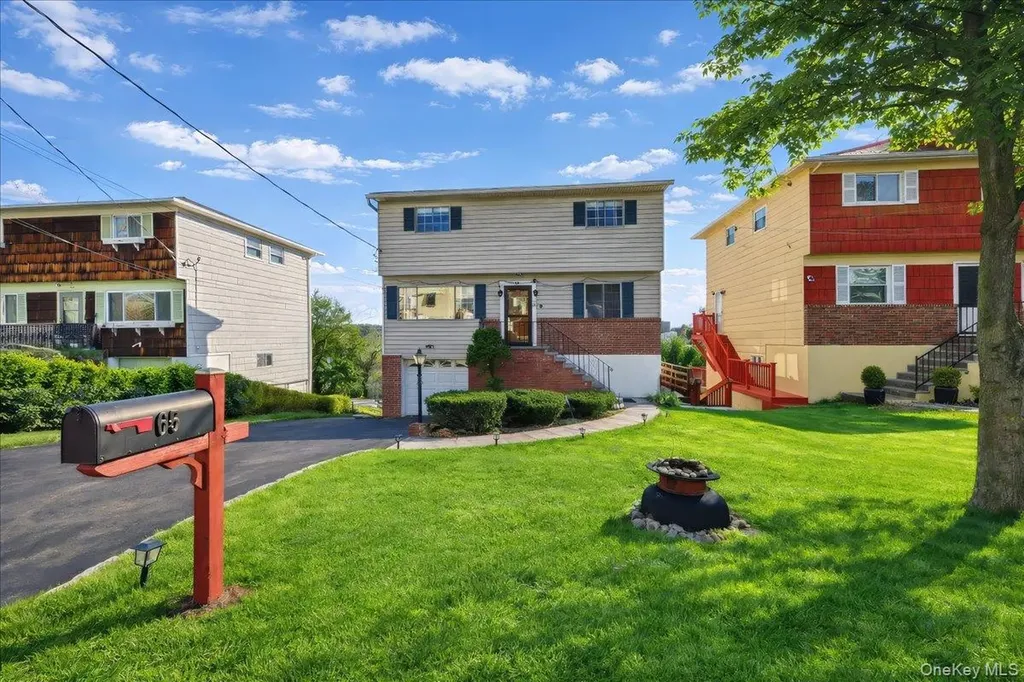 65 Skymeadow Place Elmsford NY 10523