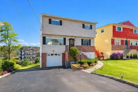 65 Skymeadow Place Elmsford NY 10523
