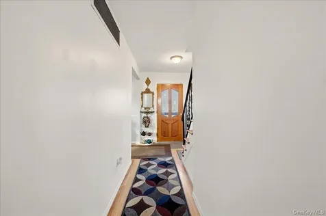 65 Skymeadow Place Elmsford NY 10523