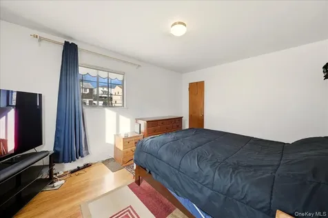 65 Skymeadow Place Elmsford NY 10523