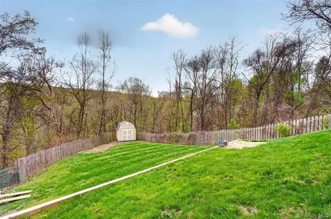 141 Dogwood Road Cortlandt Manor NY 10567