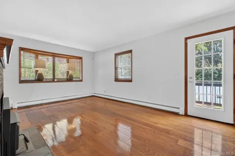 141 Dogwood Road Cortlandt Manor NY 10567