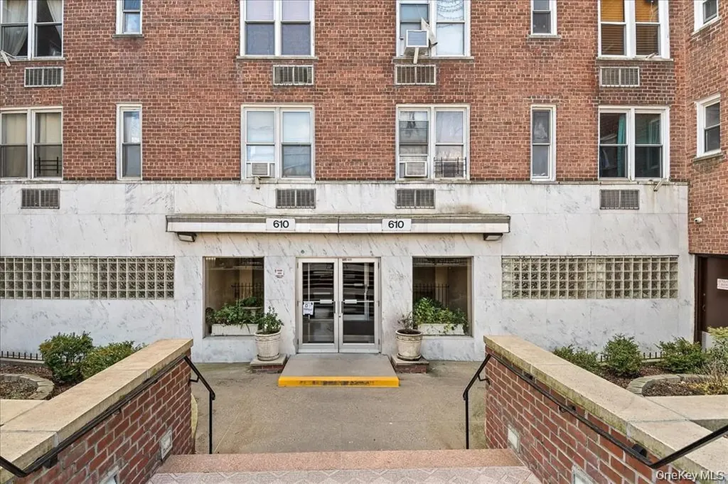 610 Waring Avenue Bronx NY 10467