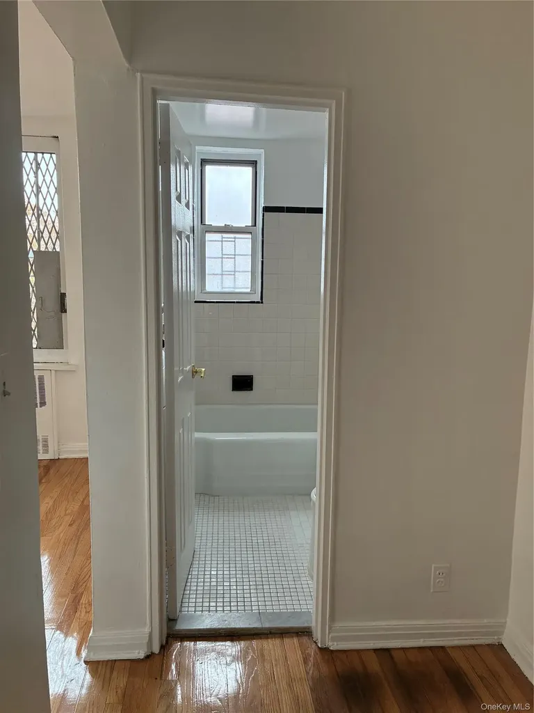 610 Waring Avenue Bronx NY 10467