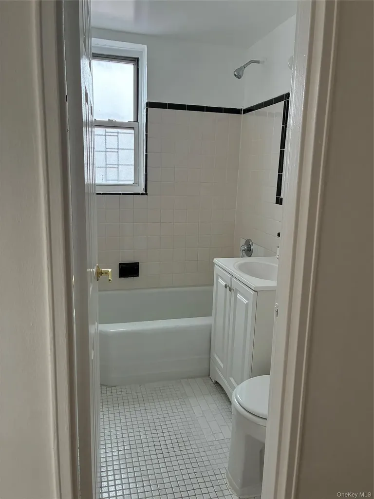 610 Waring Avenue Bronx NY 10467