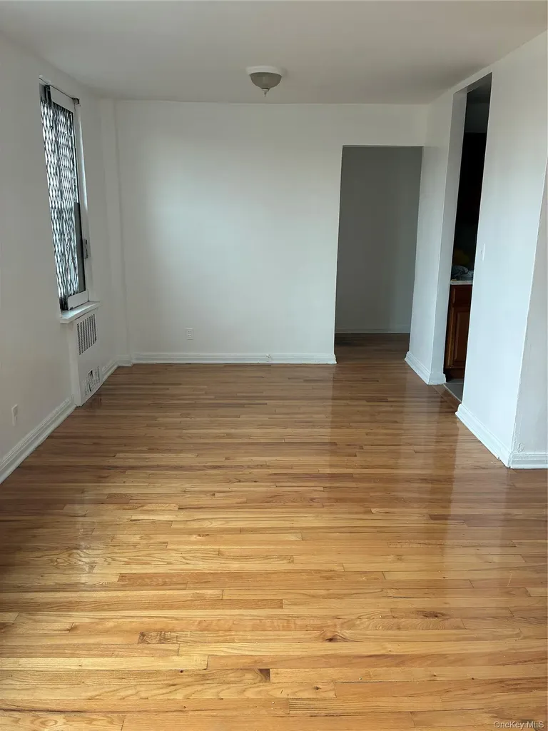 610 Waring Avenue Bronx NY 10467