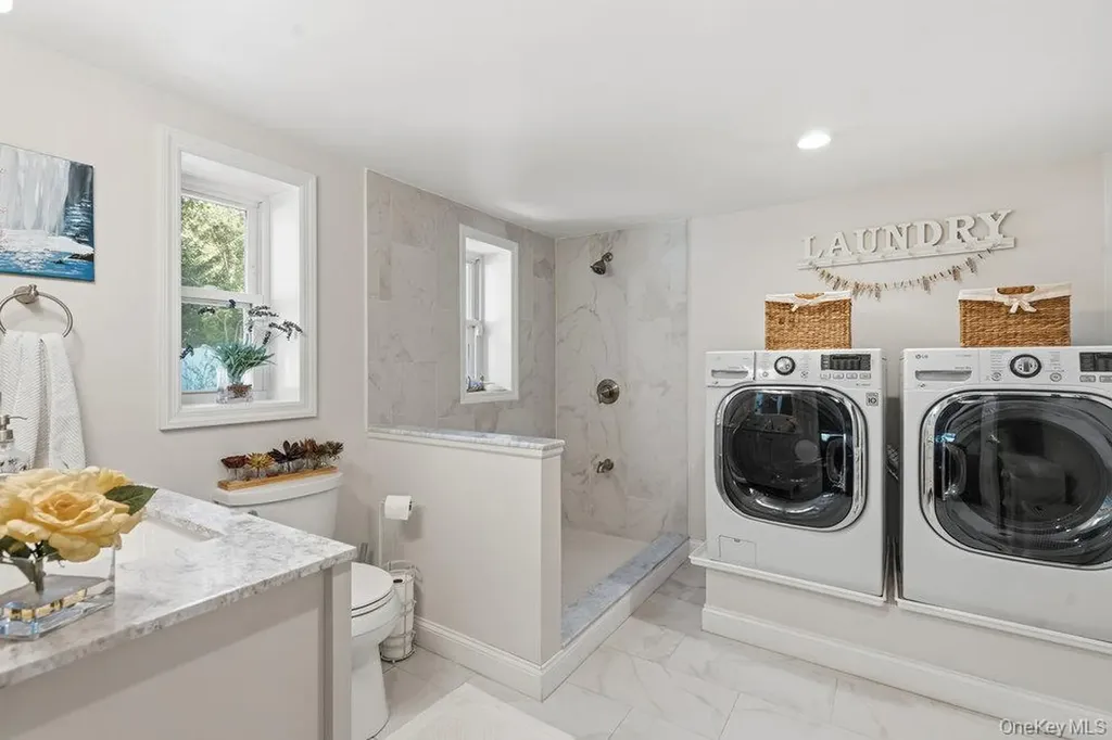 20 Vista Road Plainview NY 11803