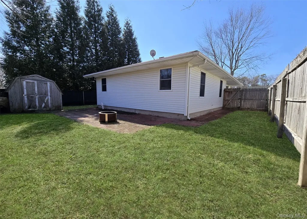 325 Dunton Avenue East Patchogue NY 11772