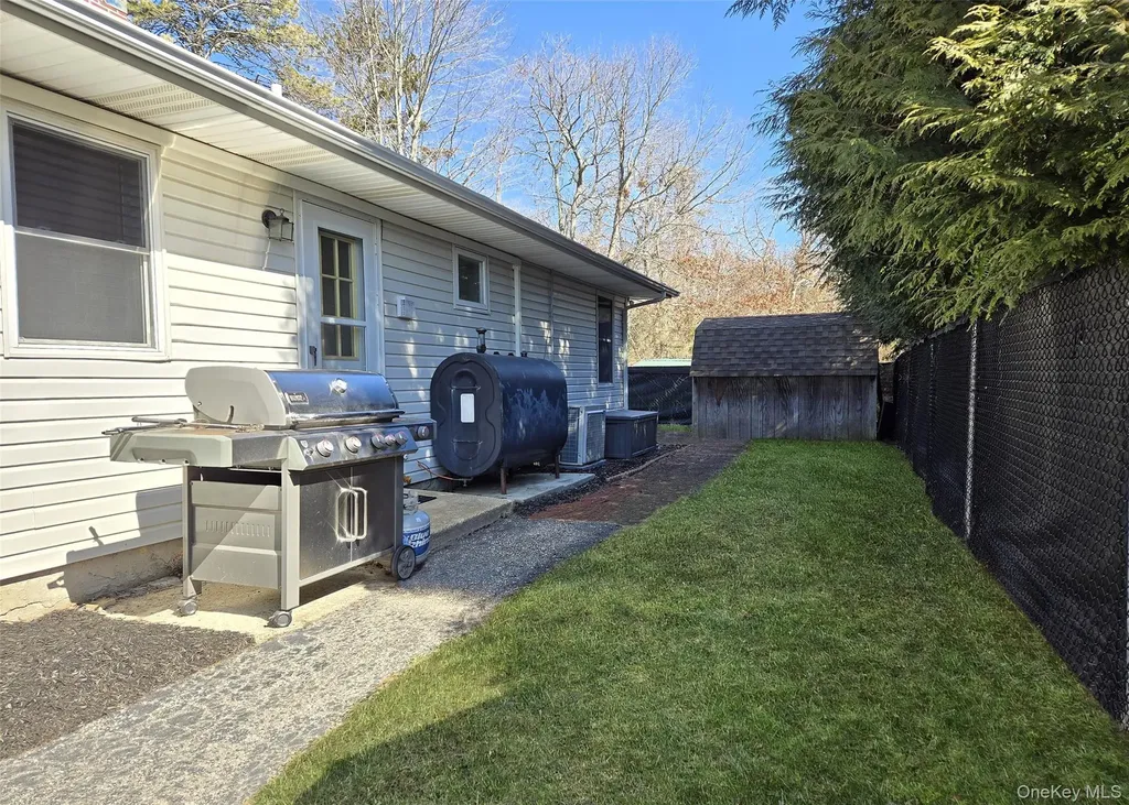 325 Dunton Avenue East Patchogue NY 11772