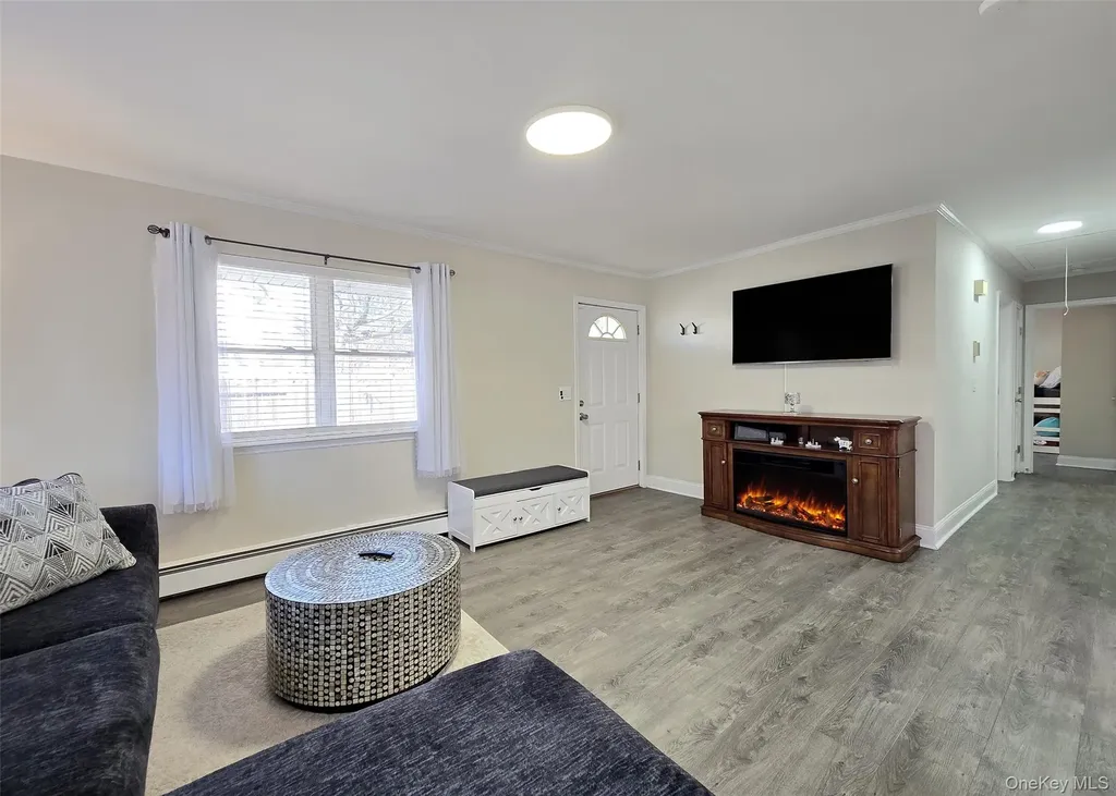 325 Dunton Avenue East Patchogue NY 11772