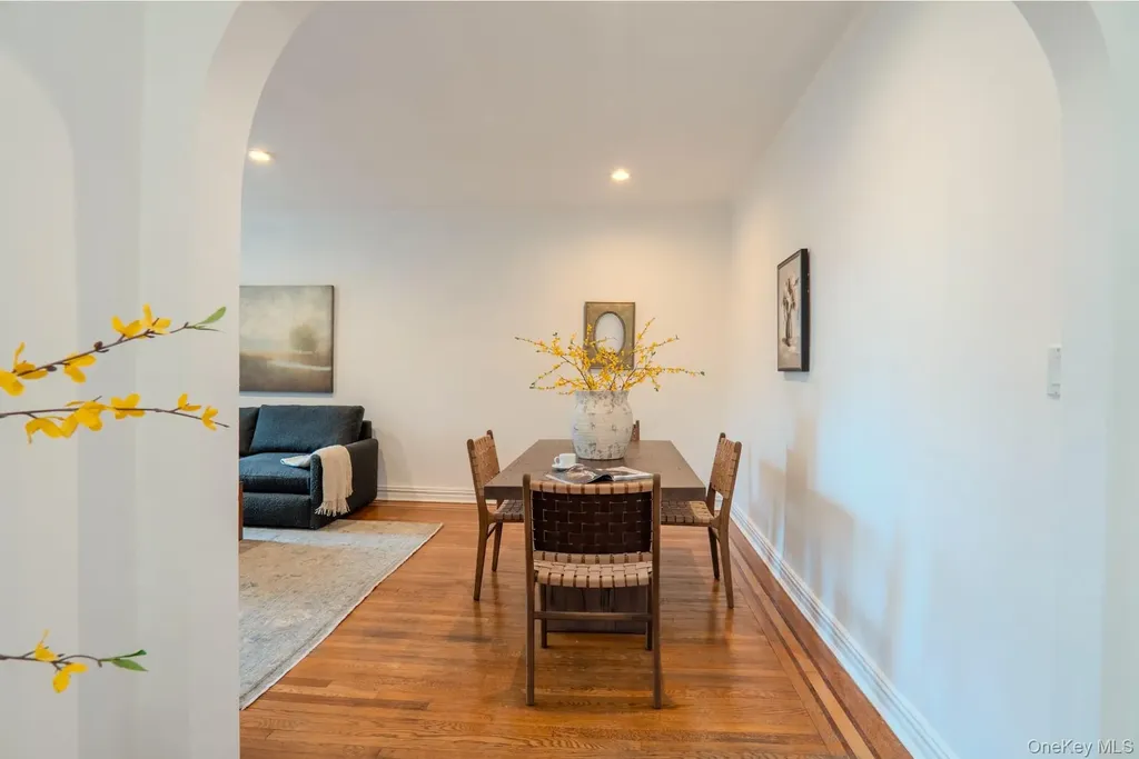 21 Barstow Road Great Neck NY 11021