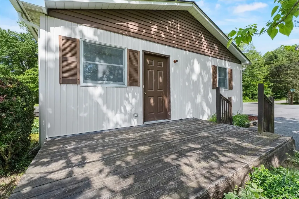 89 Brown Road Wappingers Falls NY 12590