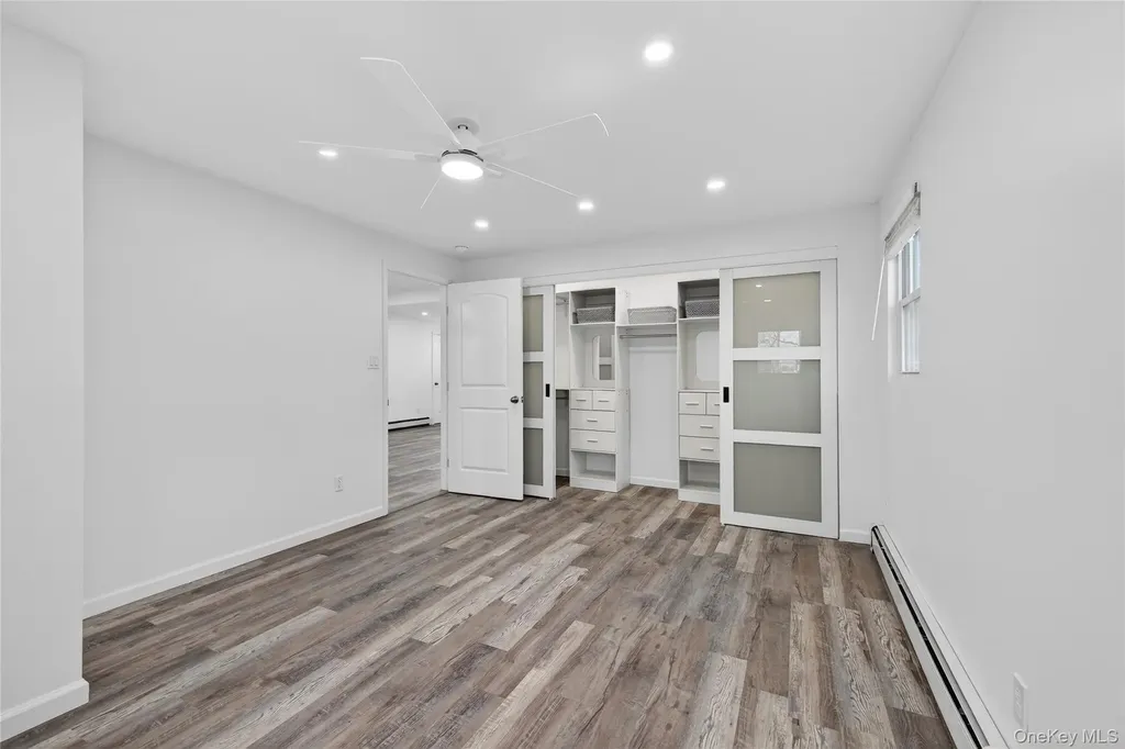 47 Weeks Road North Babylon NY 11703