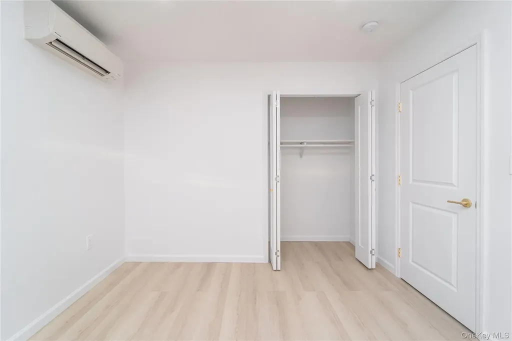 2134 33rd Street Astoria NY 11105