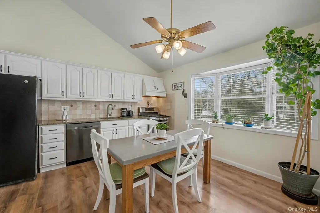 31 Marshmallow Drive Commack NY 11725