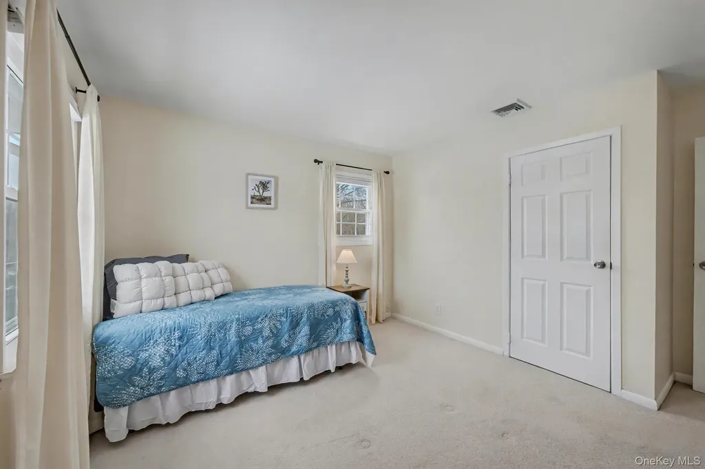 31 Marshmallow Drive Commack NY 11725