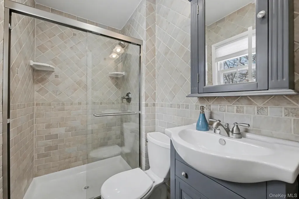 31 Marshmallow Drive Commack NY 11725