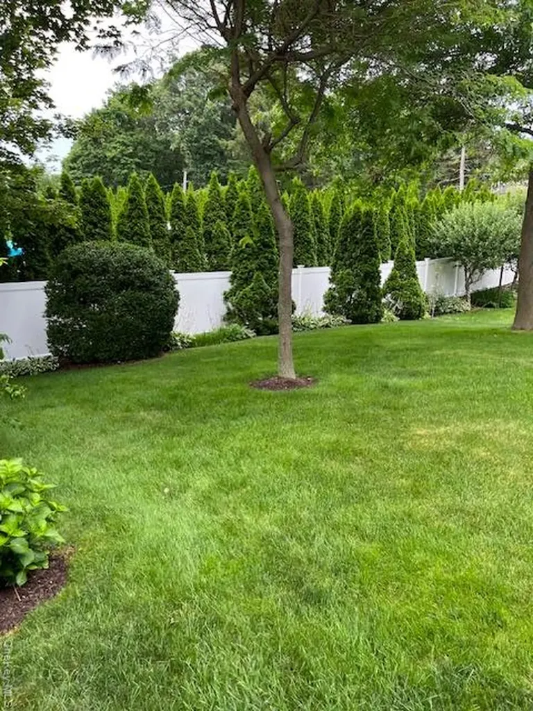 31 Marshmallow Drive Commack NY 11725