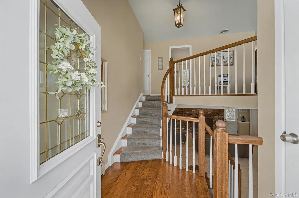 31 Marshmallow Drive Commack NY 11725