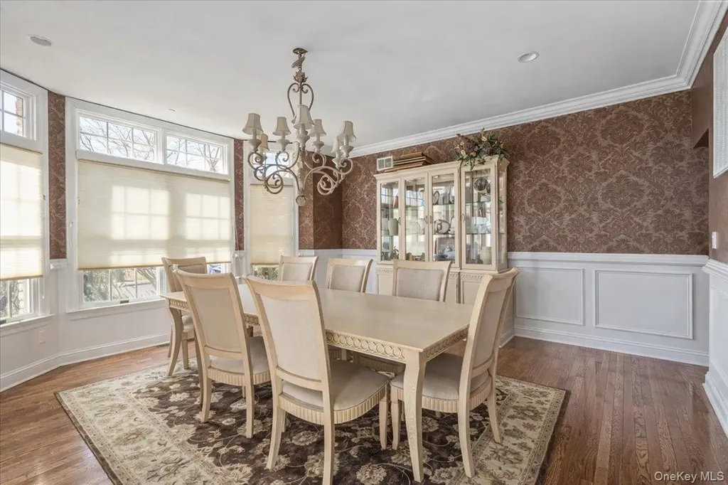 22 Turnberry Court Dix Hills NY 11746