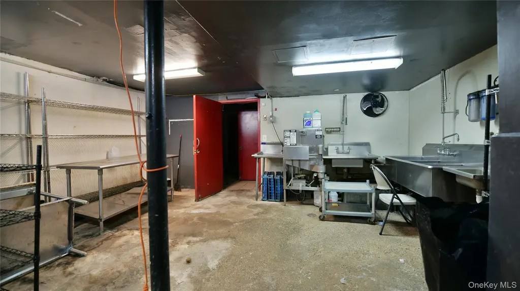 59-09 71st Avenue Ridgewood NY 11385