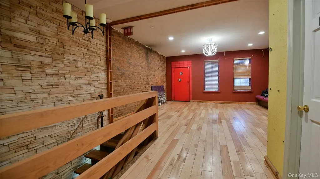 59-09 71st Avenue Ridgewood NY 11385