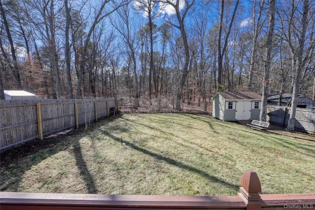 180 Lakeside Trail Ridge NY 11961
