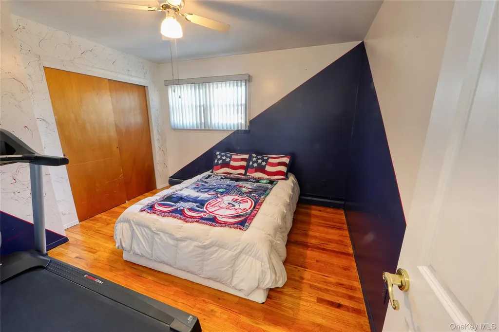 225 Whittier Drive Mastic Beach NY 11951