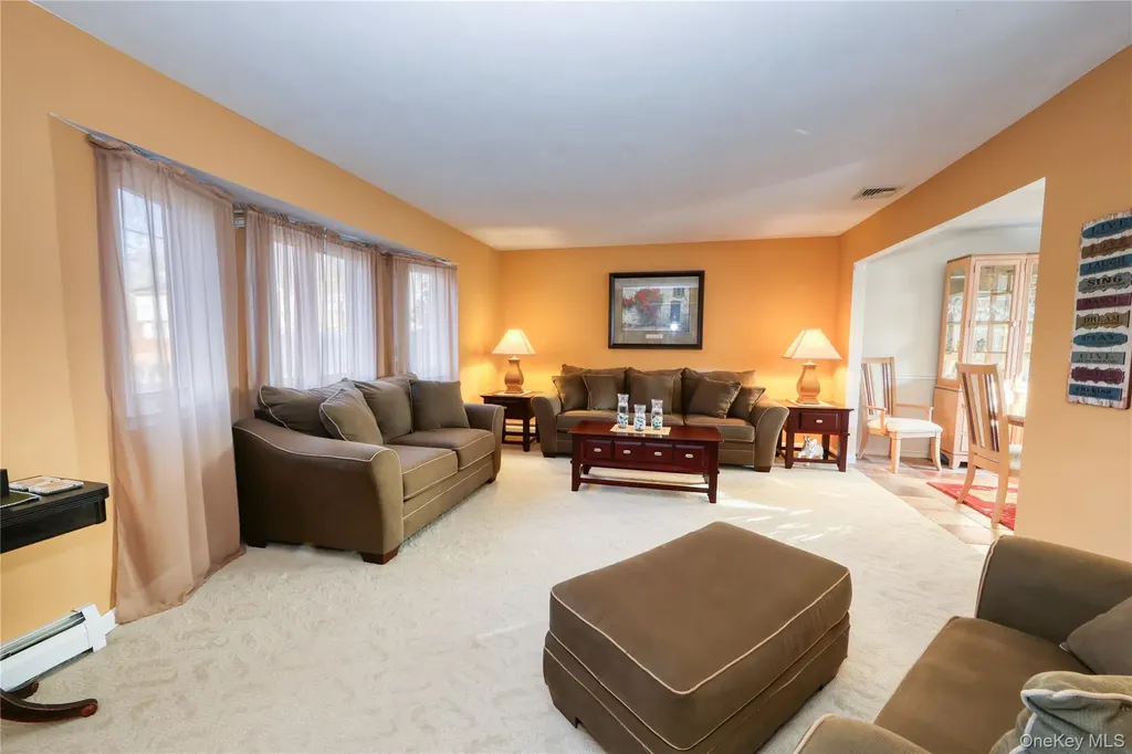 225 Whittier Drive Mastic Beach NY 11951