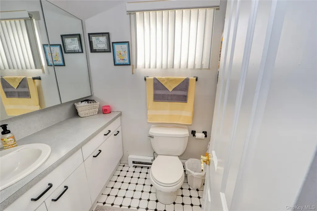 225 Whittier Drive Mastic Beach NY 11951