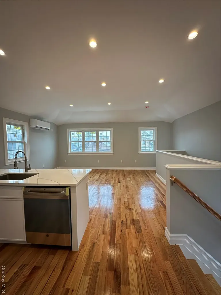 17016 143rd Road Jamaica NY 11434