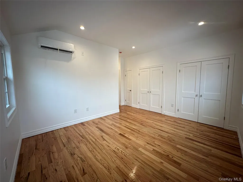 17016 143rd Road Jamaica NY 11434