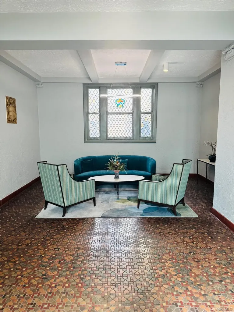 1440 Midland Avenue Bronxville NY 10708