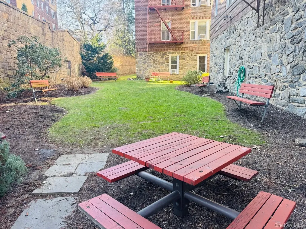 1440 Midland Avenue Bronxville NY 10708