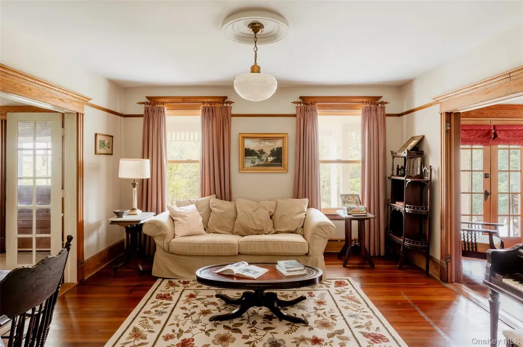 91 Old Hankins Road Callicoon NY 12723