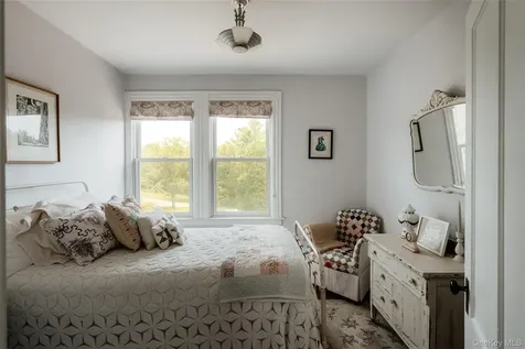 91 Old Hankins Road Callicoon NY 12723