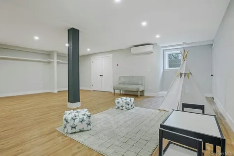 73 Bon Air Avenue New Rochelle NY 10804