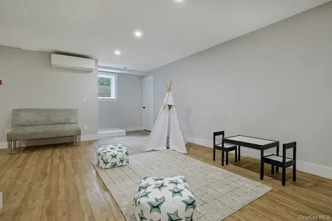 73 Bon Air Avenue New Rochelle NY 10804