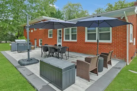 73 Bon Air Avenue New Rochelle NY 10804