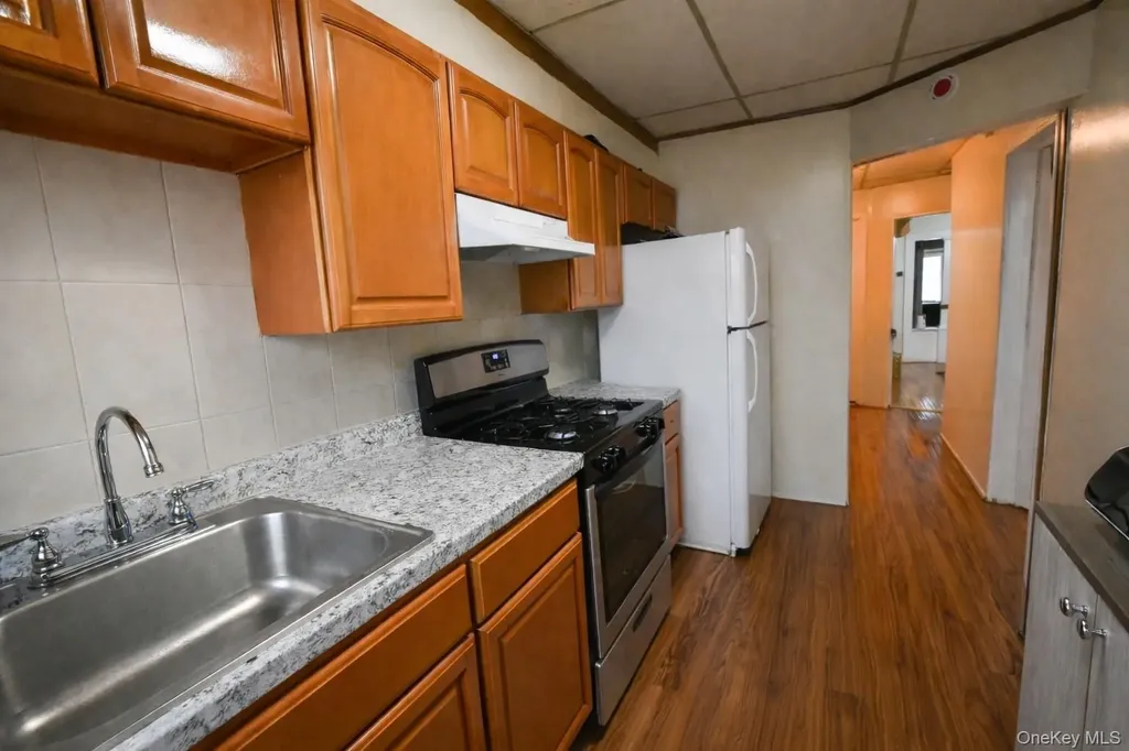 350 Grant Avenue Brooklyn NY 11208