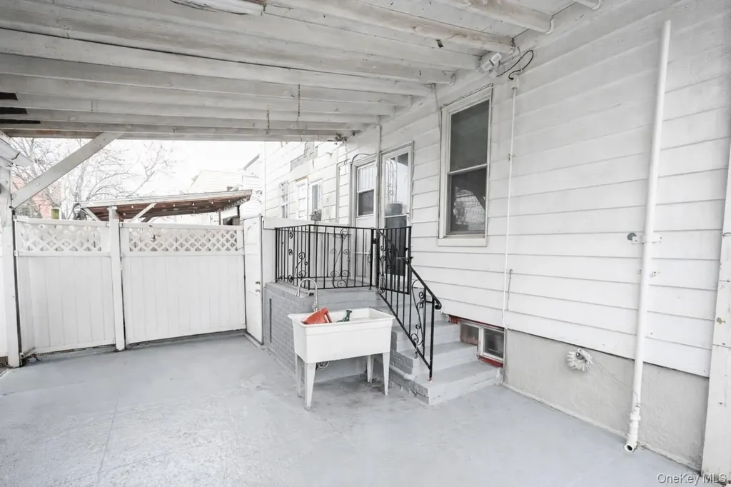 350 Grant Avenue Brooklyn NY 11208