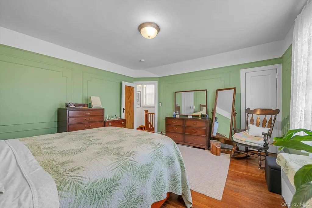 157-10 46th Avenue Flushing NY 11355