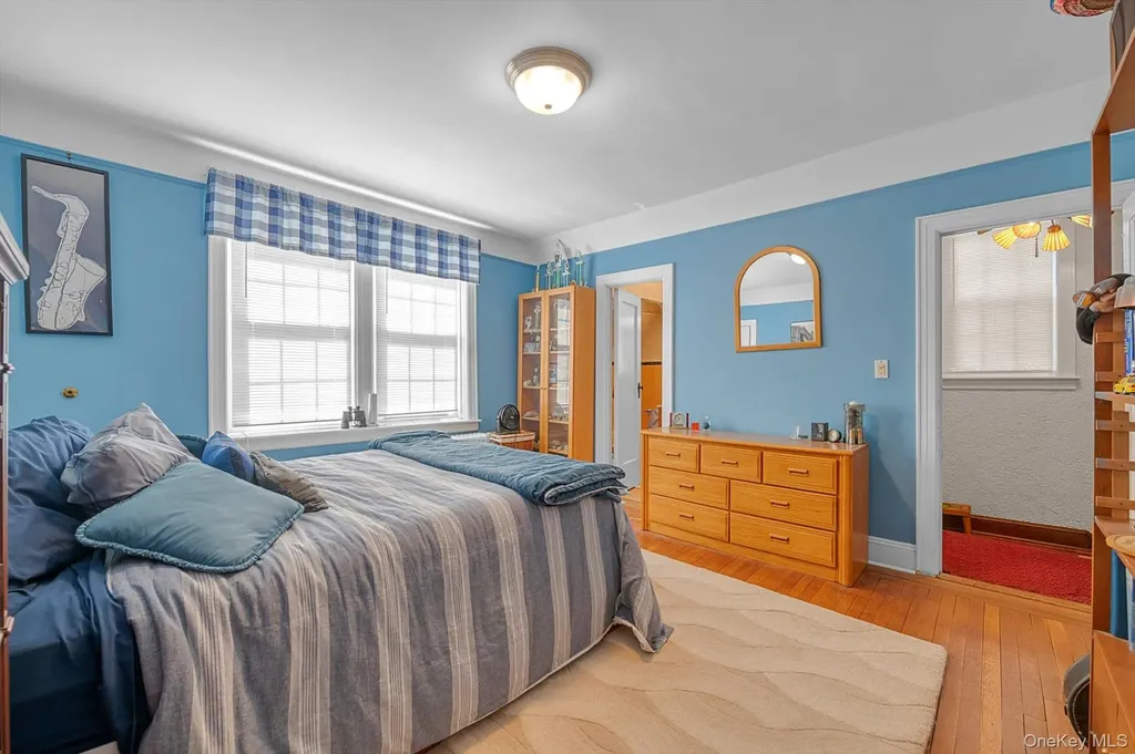 157-10 46th Avenue Flushing NY 11355
