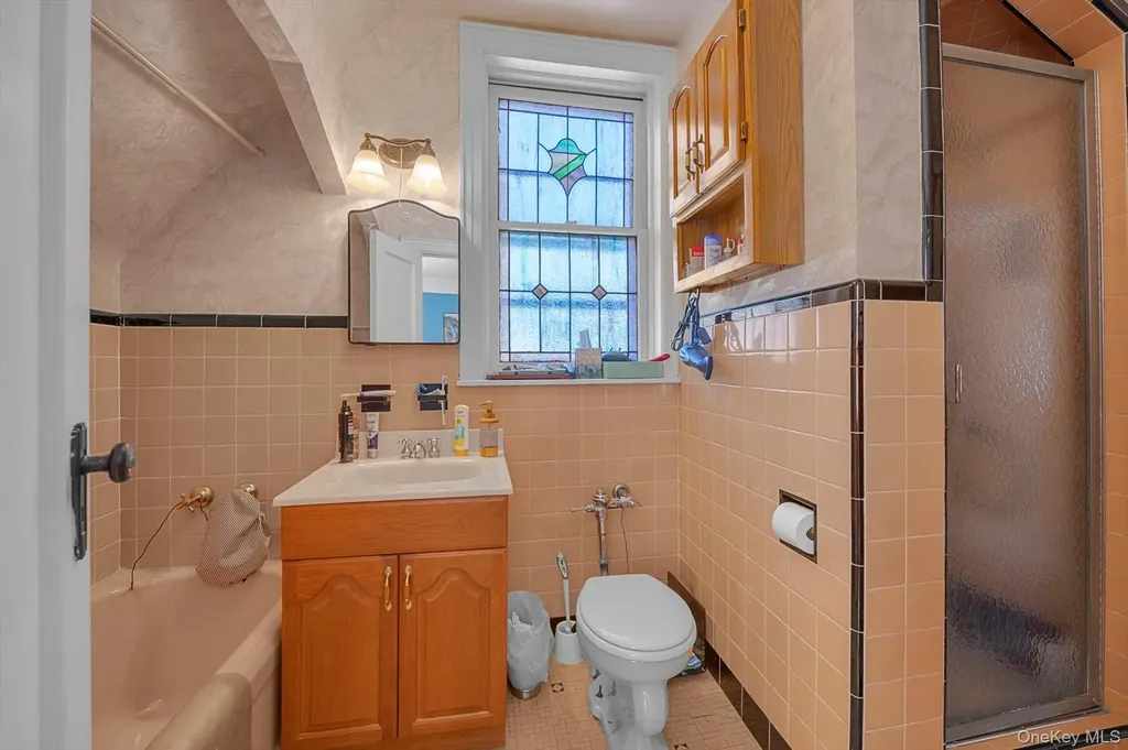 157-10 46th Avenue Flushing NY 11355