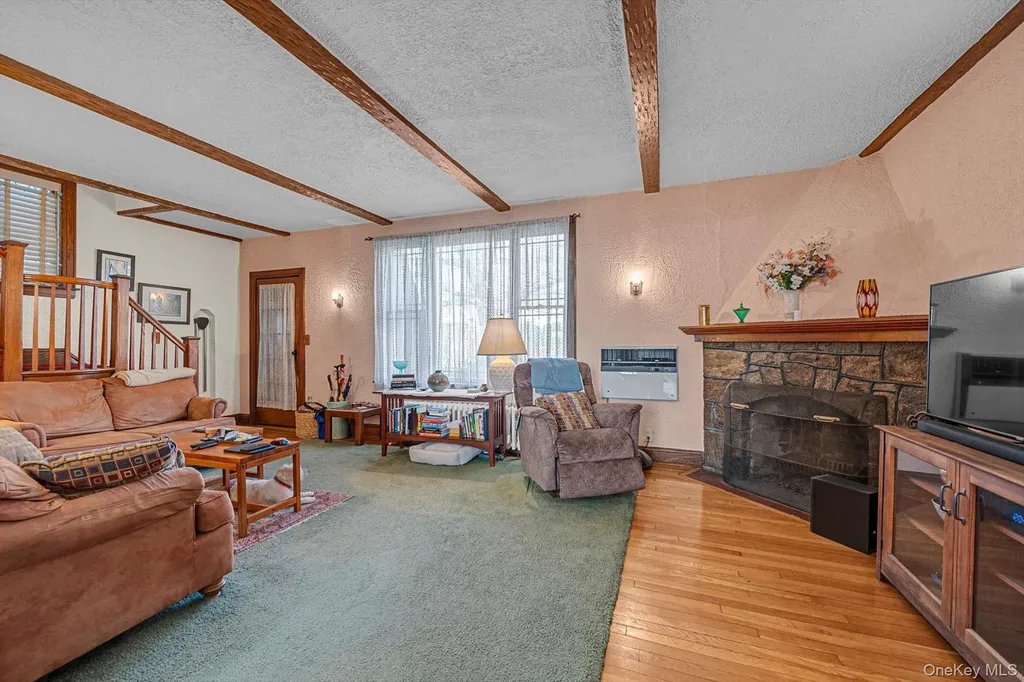 157-10 46th Avenue Flushing NY 11355
