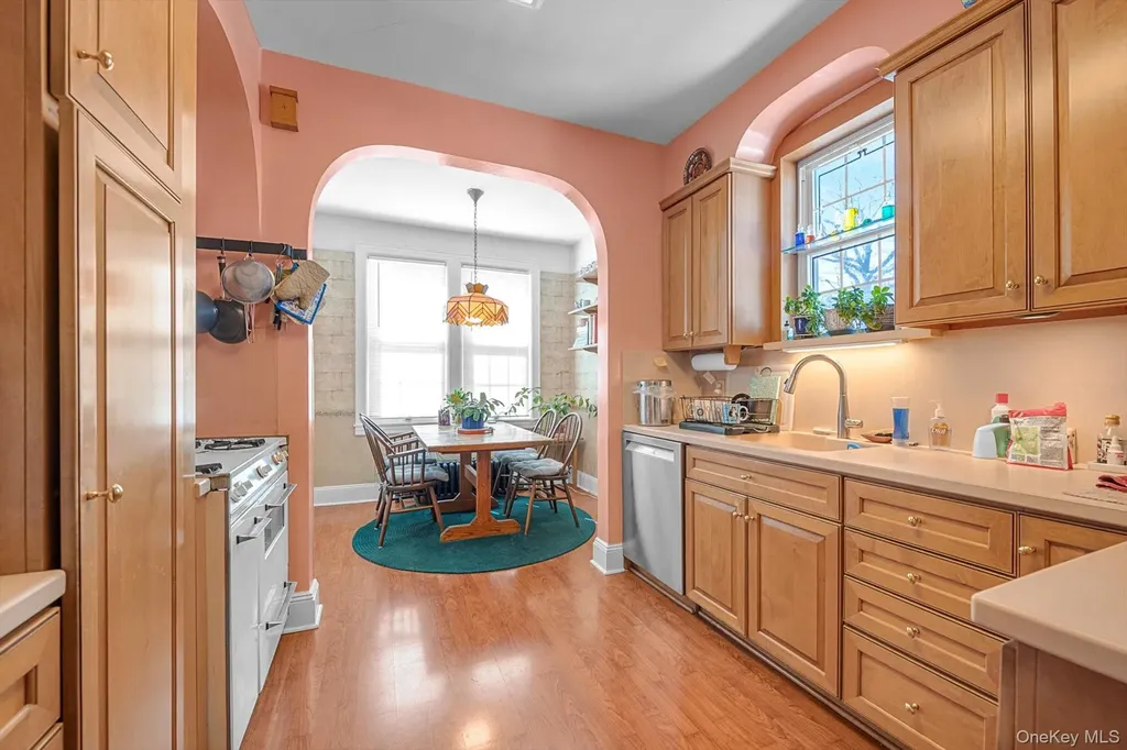157-10 46th Avenue Flushing NY 11355