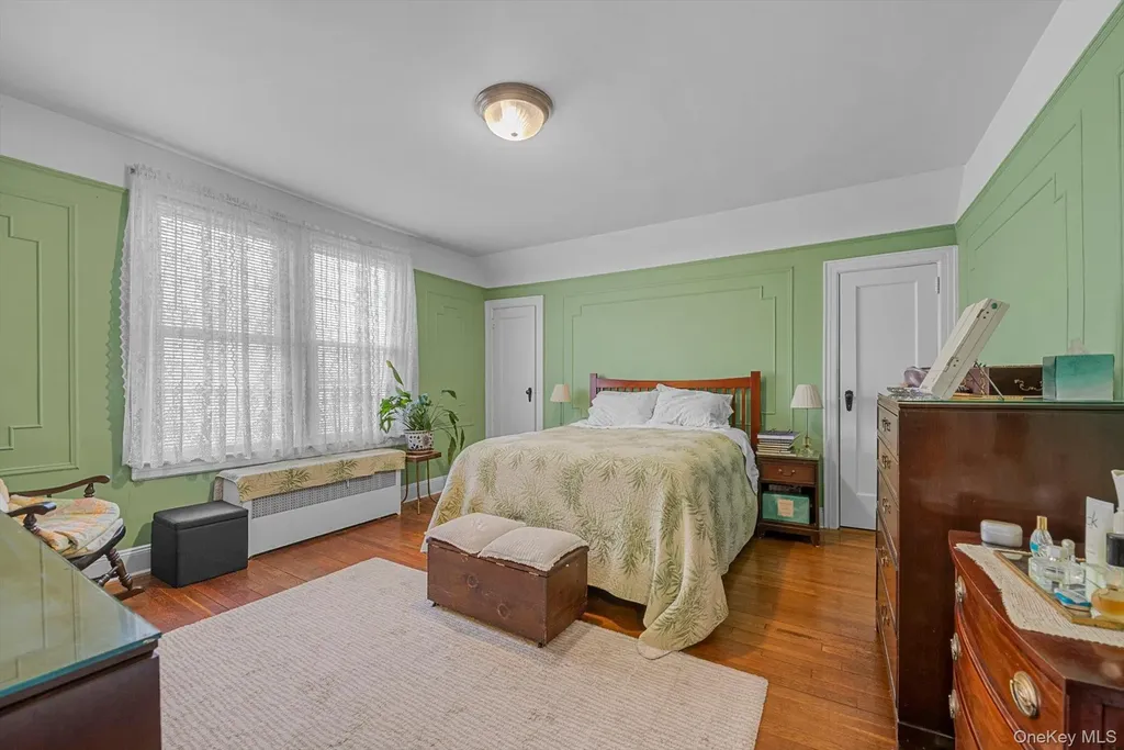 157-10 46th Avenue Flushing NY 11355